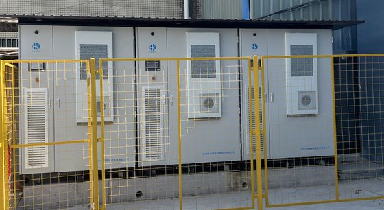 Système de stockage d'énergie à batterie de 215 kW avec un rendement allant jusqu'à 98%