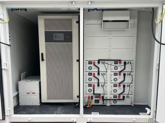 Système de stockage d'énergie par batterie BESS dont la capacité varie selon le modèle